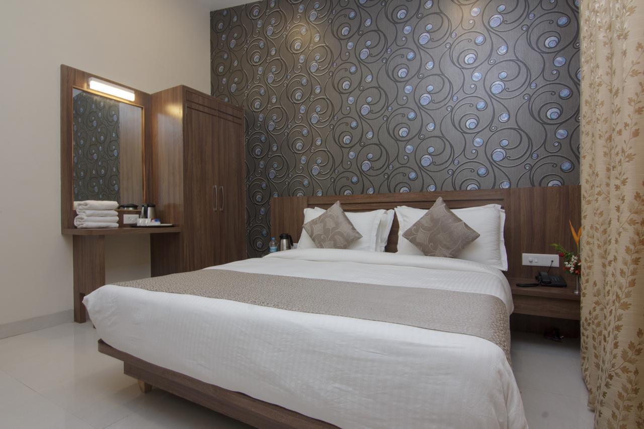 Sunshine Resort Lonavala Exterior photo